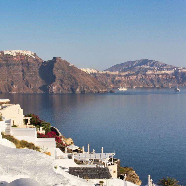 Outdoor terrace seating suitable for families in Rome